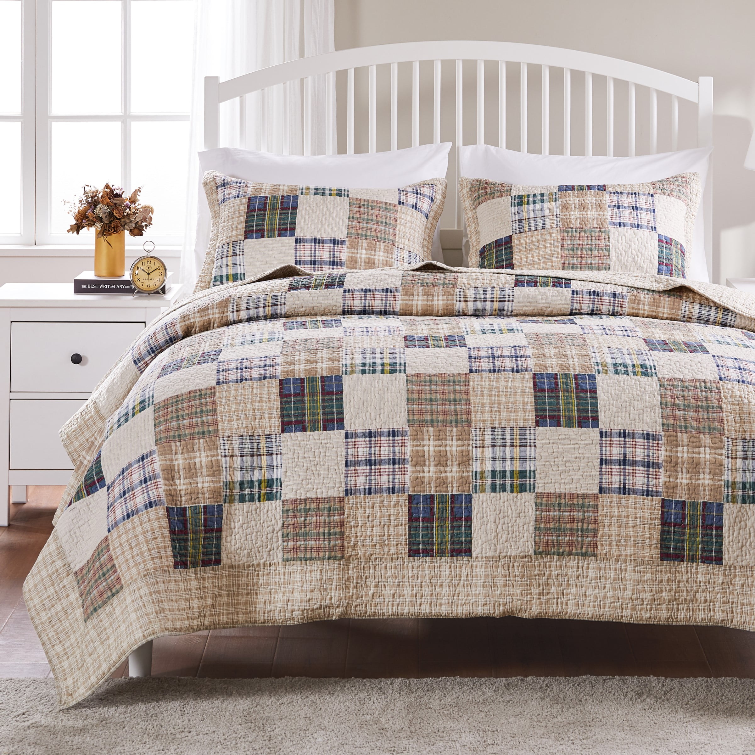 Twin Reversible Red Cotton Quilt and Sham Set