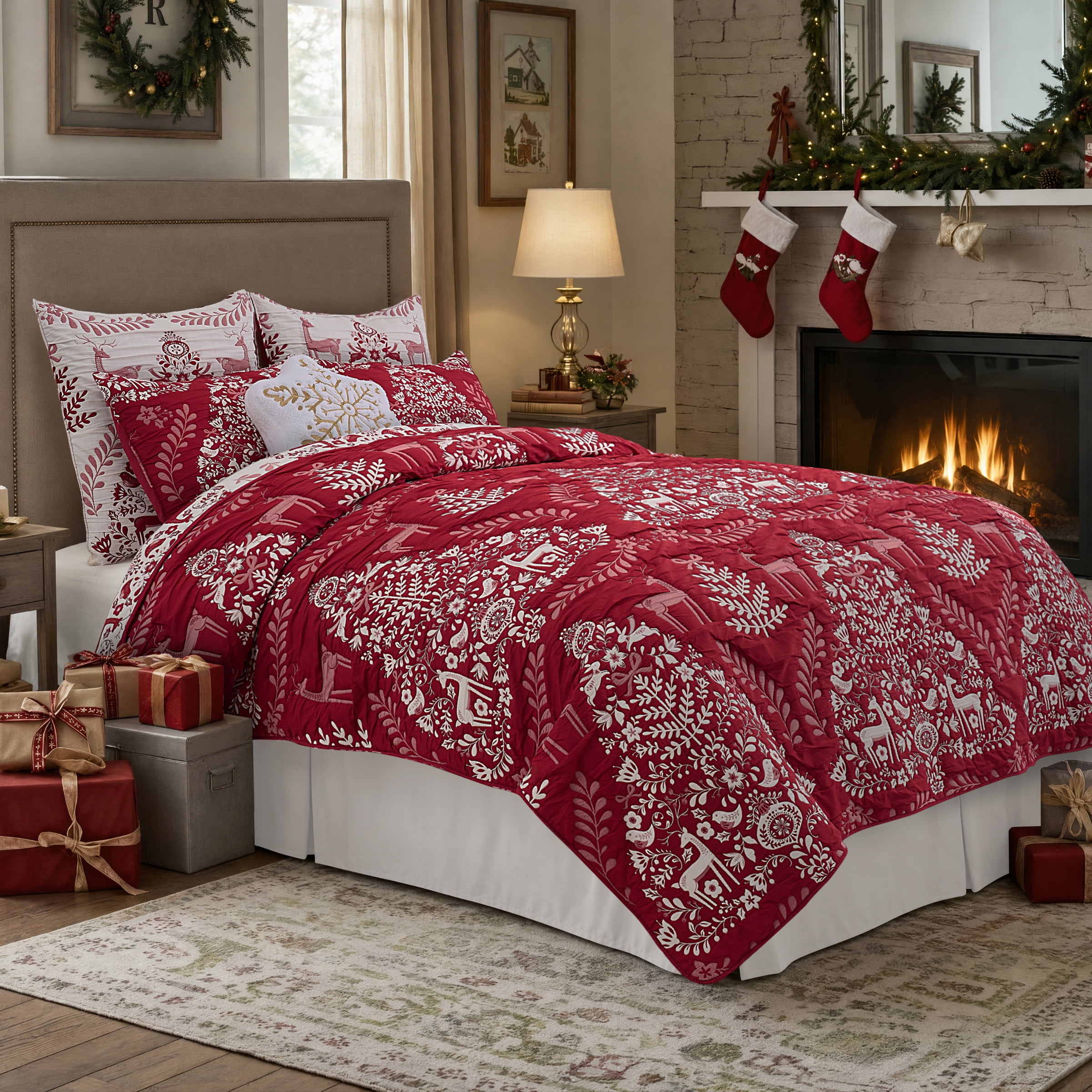 Greenland Home Noella Red Holiday Reversible Coverlet Set, 3-Piece King, for Adults