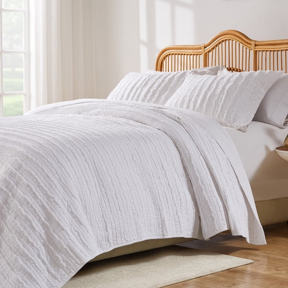 Greenland Home Ruffled 100% Cotton Quilt Set, White Basic Coordinate, 3-Piece King/Cal King