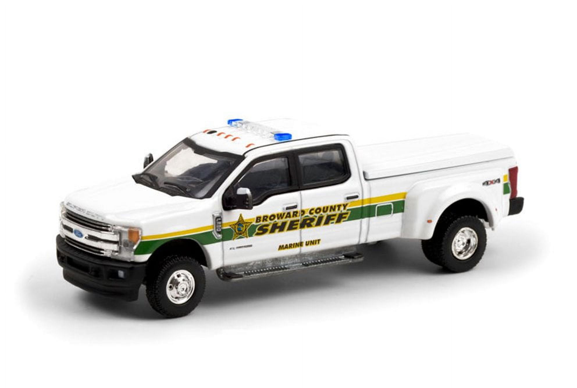 Greenlight 1/64 2018 Ford F-350 Dually Broward County, Florida