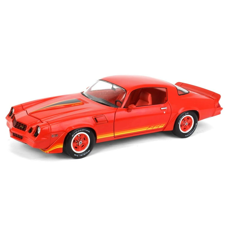 Greenlight 13634 1981 Chevrolet Camaro Z-28 Red with Stripes Greenlight 13634 1981 Chevrolet Camaro Z-28 Red with Stripes