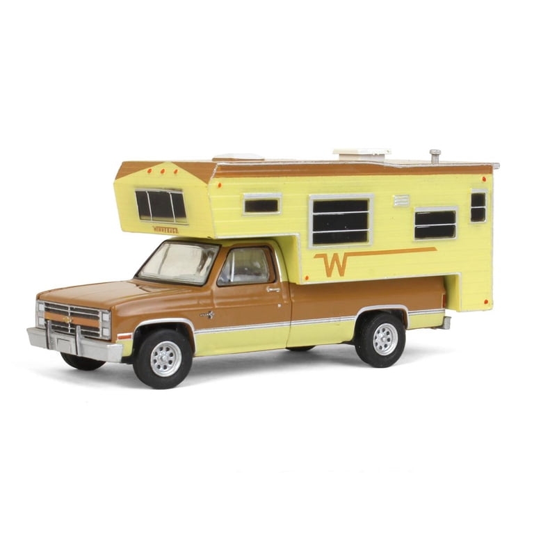 Greenlight 1986 Chevy Silverado Diecast Model with Winnebago