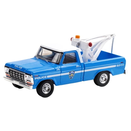 Greenlight Collectibles Hobby Exclusive - NYPD 1979 Ford F-250 with Drop in Tow Truck