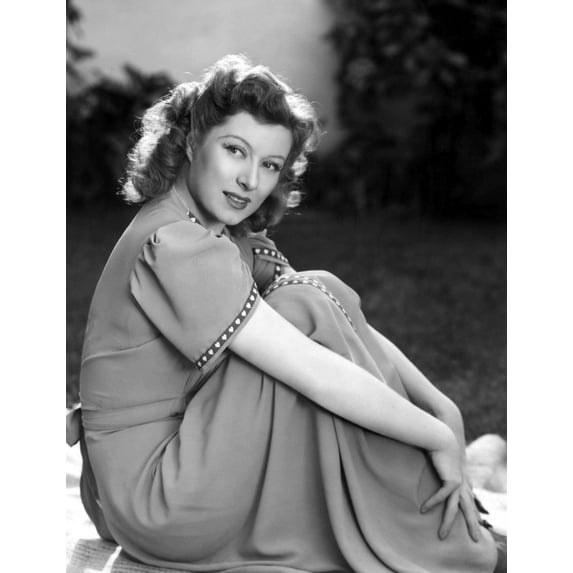 Greer Garson 1942 Photo Print (16 x 20)