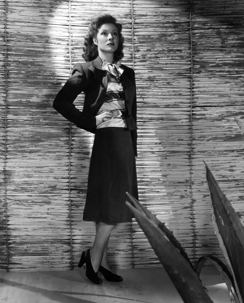 Greer Garson Canvas Art - (16 x 20)