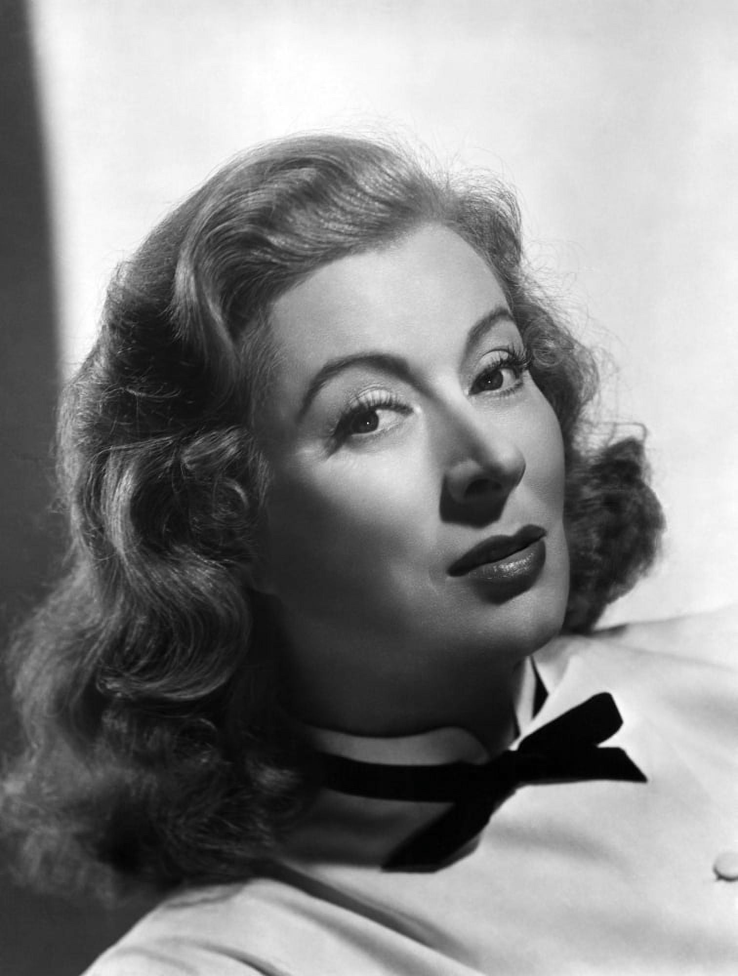 Greer Garson Canvas Art - (16 x 20)