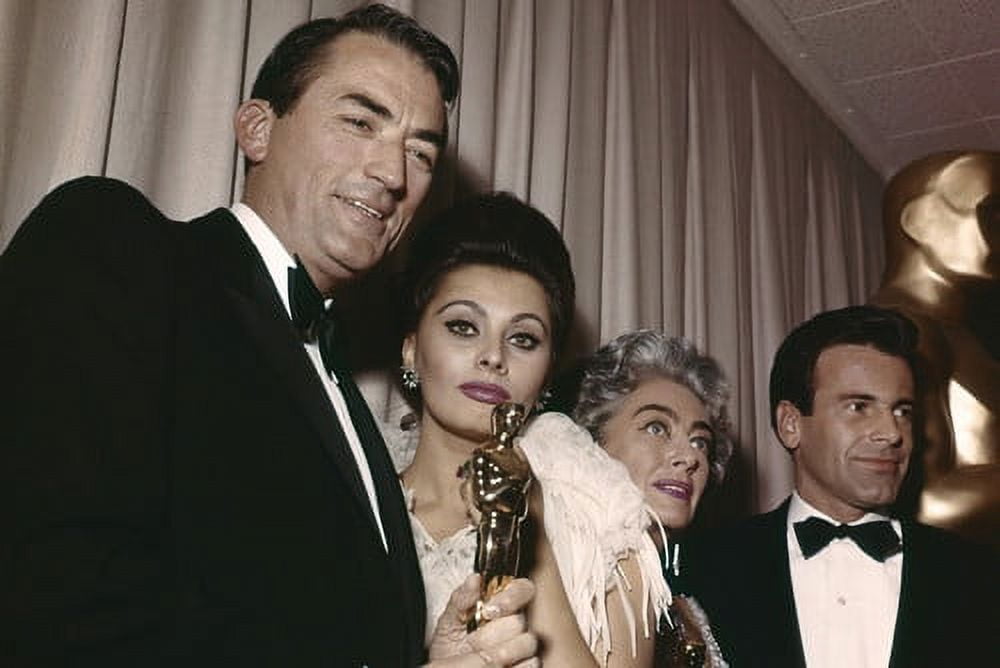 Gregory Peck 1963 Academy Awards with Sophia Loren Joan Crawford ...
