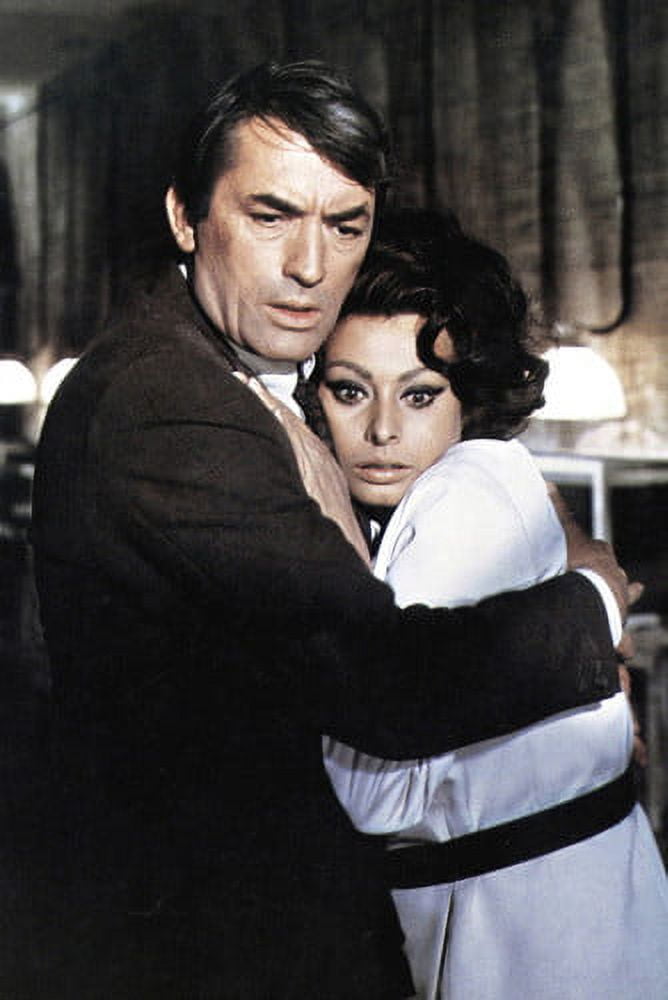 Gregory Peck Sophia Loren Arabesque 24x36 Poster - Walmart.com