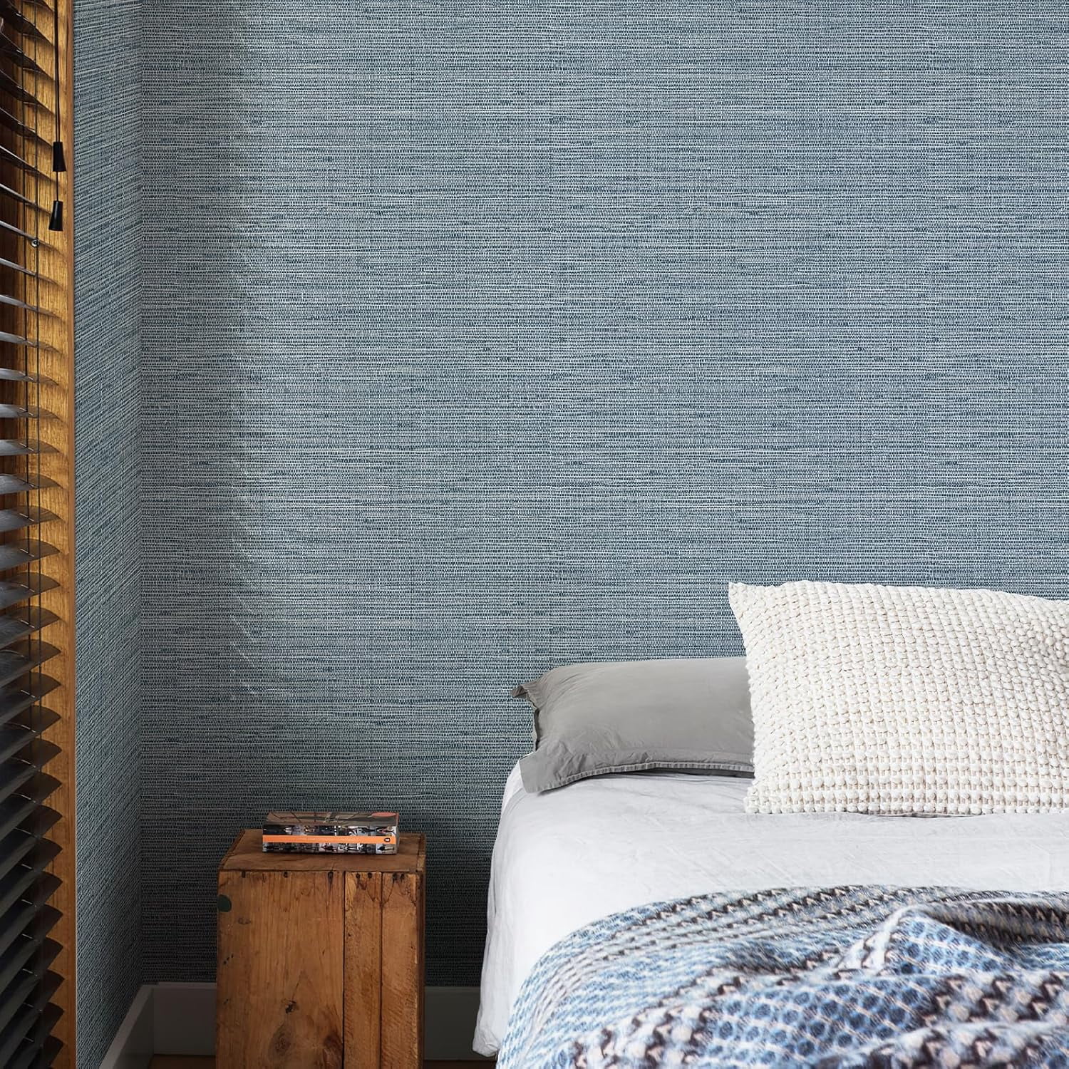 Grey Blue Textured Grasscloth Peel and Stick Wallpaper 17.7"x394" Faux Grassweave Wallpaper Waterproof Self Adhesive Removable Wallpaper Mural for Home Decor Bedroom Kitchen Cabinet