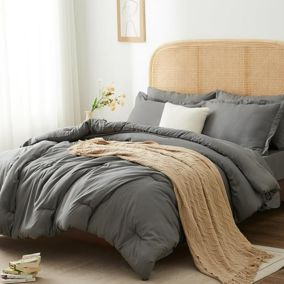 Grey Comforter for Queen Size Bed,Bed in a Bag Queen All Season,7 Pieces Queen Bed in a Bag Set with Comforter, Fitted Sheets, Flat Sheets, Pillow Shams and Pillowcases