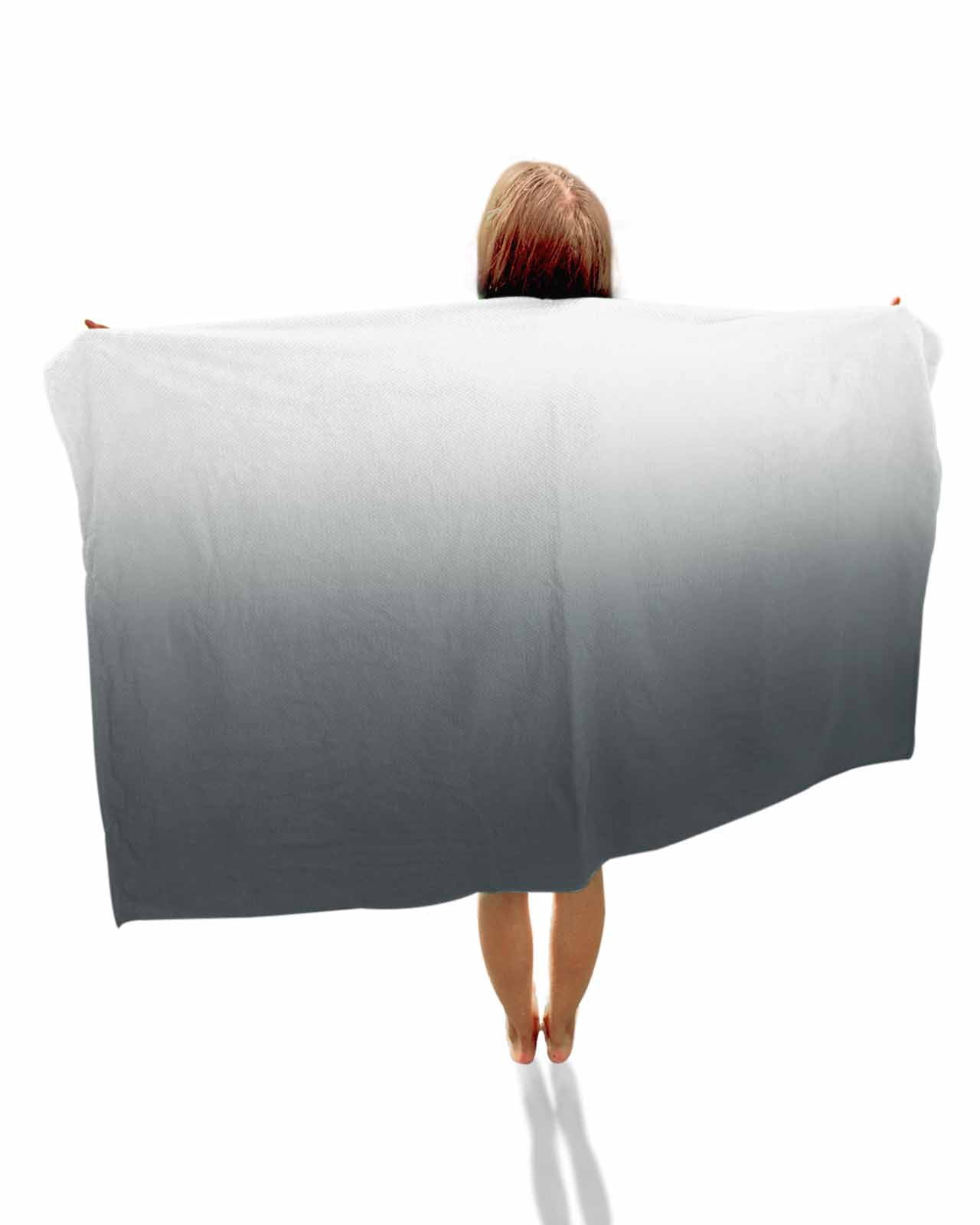 Grey Ombre Beach Towels Oversized Super Absorbent, Gray White Gradient Modern Abstract Art Lightweight Bath Towel Quick Dry Sets For Bathroom/Pool/Rv Camping/Beach Play/Gym Room/Picnic 30"x60"