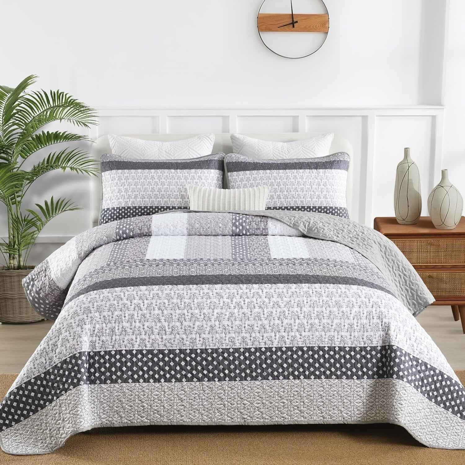 Grey Bohemian Stripe Quilt Set King Size 3 Pieces Bedspread Set Coverlet Bedding (104"x90")