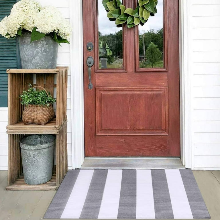 https://i5.walmartimages.com/seo/Grey-White-Striped-Rug-2-x4-3-Indoor-Outdoor-Rugs-Hand-Woven-Cotton-Washable-Layered-Doormats-Front-Door-Kitchen-Farmhouse-Entryway-Patio_df484dbd-01a4-4de7-842c-2a8d5e326969.a91b39e6e2b50588cdc3b1750682dd67.jpeg?odnHeight=768&odnWidth=768&odnBg=FFFFFF