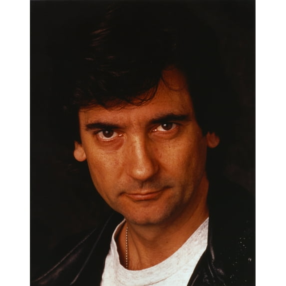 Griffin Dunne Close Up Portrait Photo Print (24 x 30)