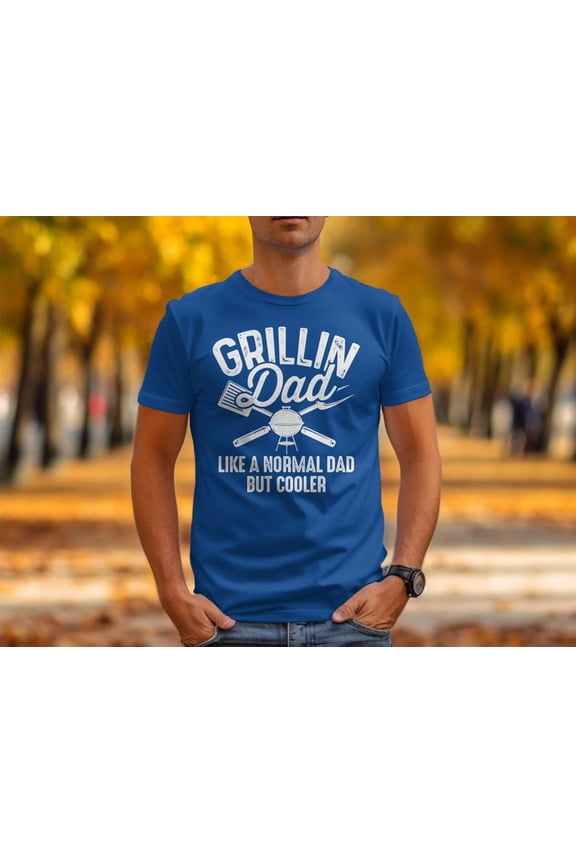 Grillin Dad T-Shirt Funny BBQ Dad Shirt, Grill Master Barbecue Graphic Tee for Men, Fathers Day Gift, Outdoor Cooking BBQ Lover Tee