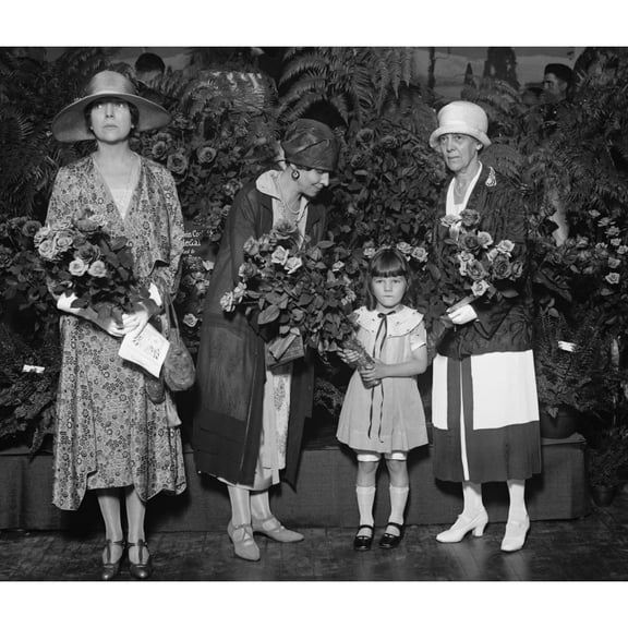 Group Portrait Of Prominent Republican Political Wives In 1926. Right To Left History (24 x 18)