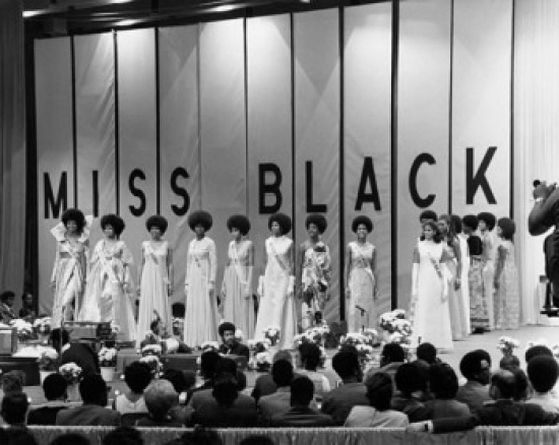 Group of young women standing on stage for a beauty pageant Canvas Art - (24 x 36)