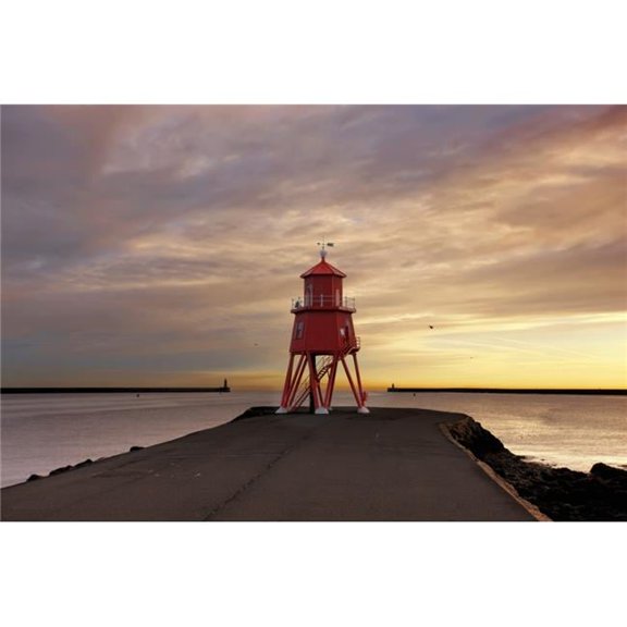 Groyne Lighthouse Poster Print - 19 x 12