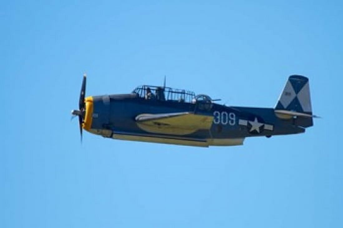 Grumman Avenger Warbirds over Wanaka War plane New Zealand Canvas Art - David Wall DanitaDelimont (26 x 18)