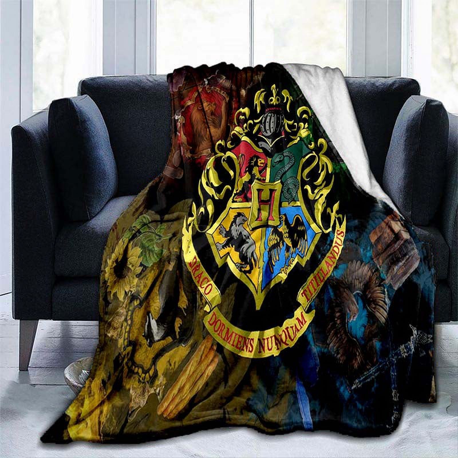 Gryffindor Print Hogwarts blanket, Harry Potter bed, vintage flannel blanket