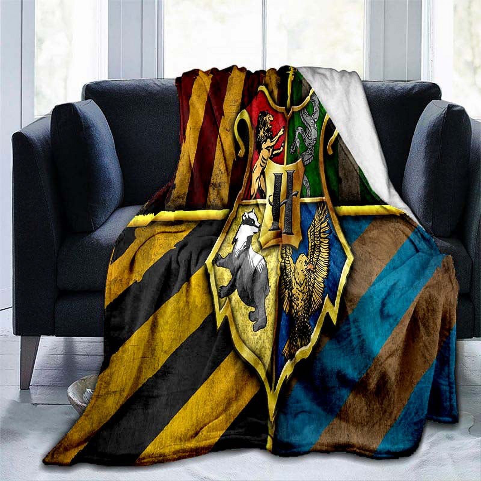 Gryffindor Print Hogwarts blanket, Harry Potter bed, vintage flannel blanket