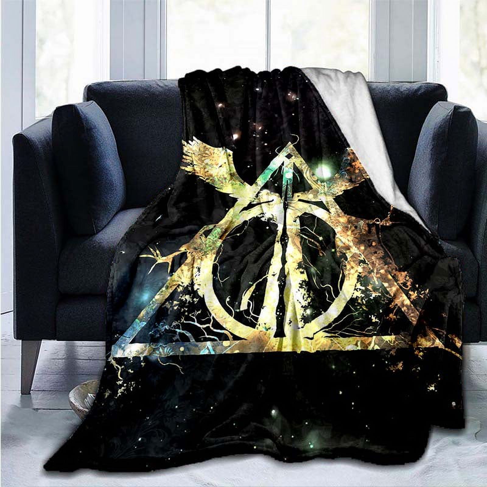 Gryffindor Print Hogwarts blanket, Harry Potter bed, vintage flannel blanket