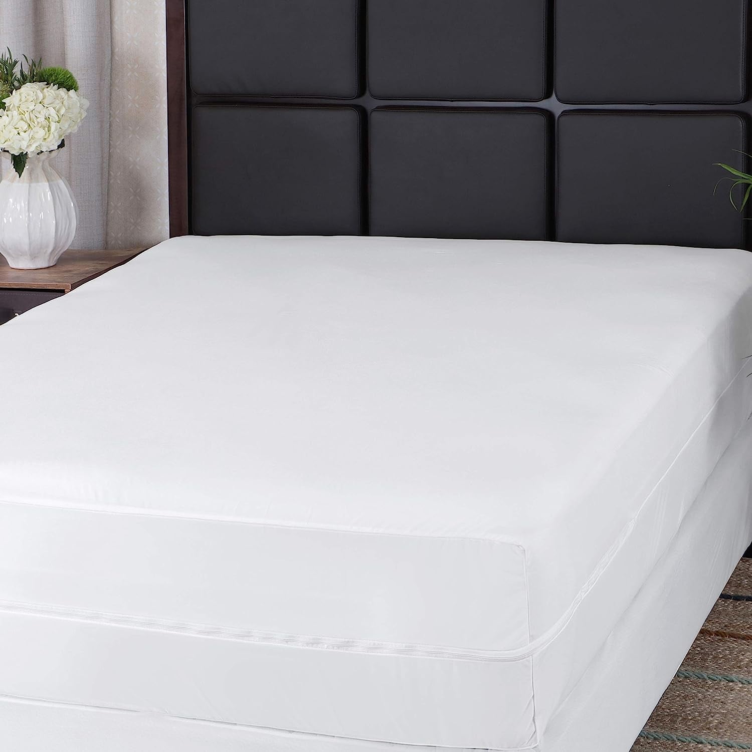 Guardmax Zippered Mattress Encasement Queen Size with Deep Pockets