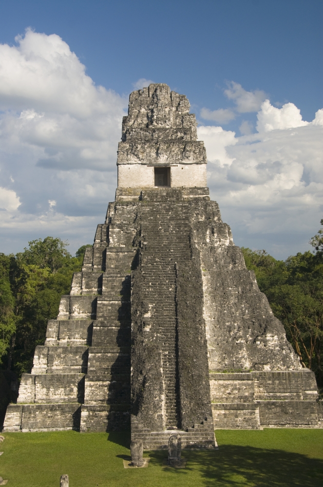 Guatemala Peten Tikal National Park Jaguar Temple at the great plaza Canvas Art - Richard Maschmeyer Design Pics (12 x 19)