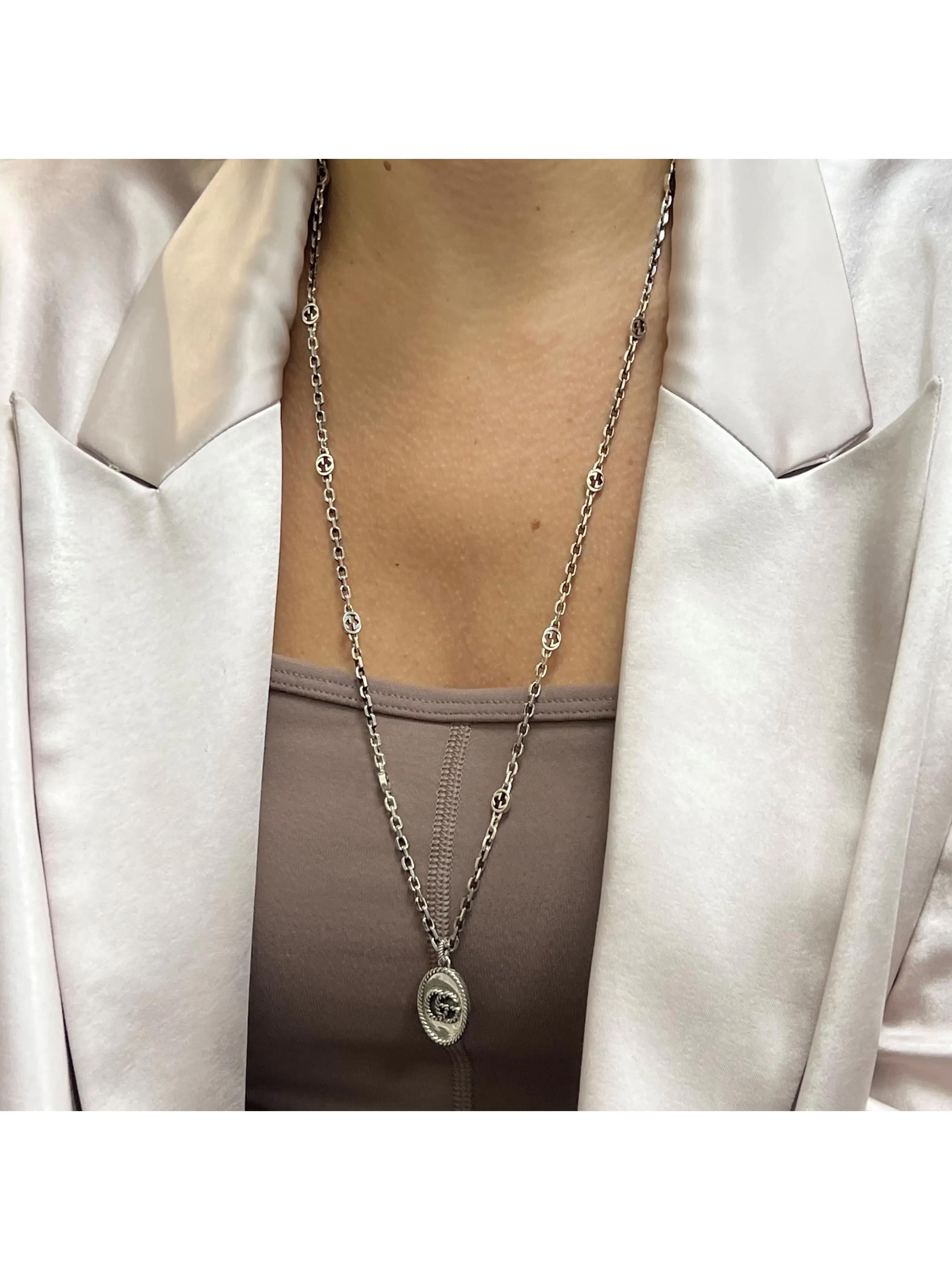 Gucci double g pendant necklace sale