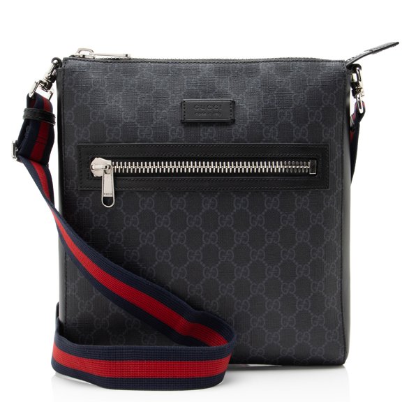 Pre-Owned Gucci GG Supreme Medium Messenger