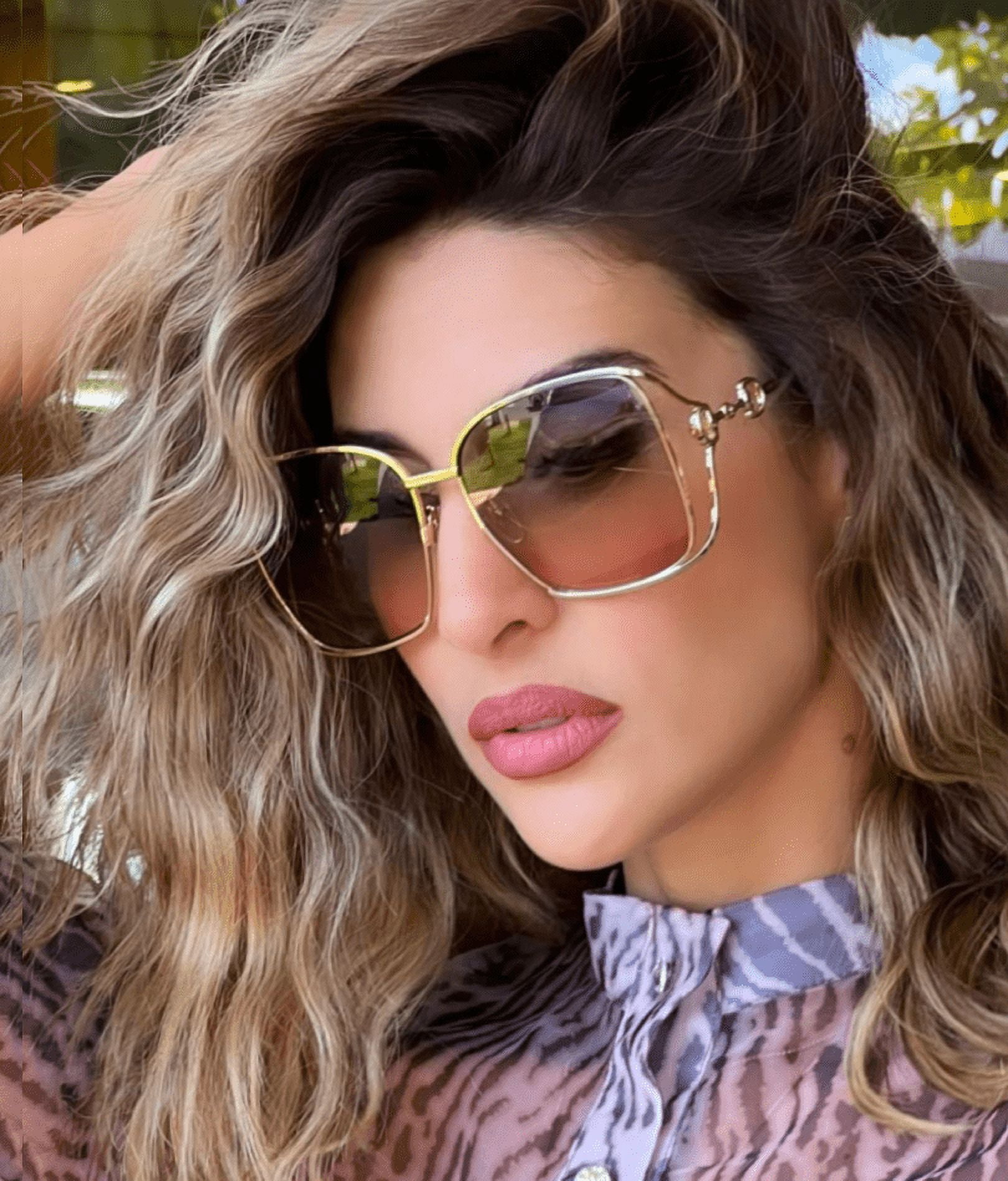 Sunglasses Gucci GG 1020 S- 001 Gold / Green - Walmart.com display picture 3
