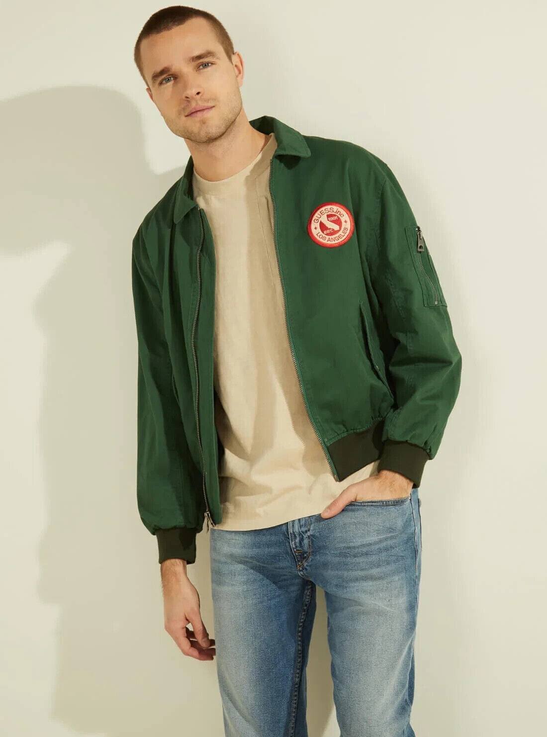 Guess Men s Coated Twill Bomber Jacket in Chaser Green Size Small