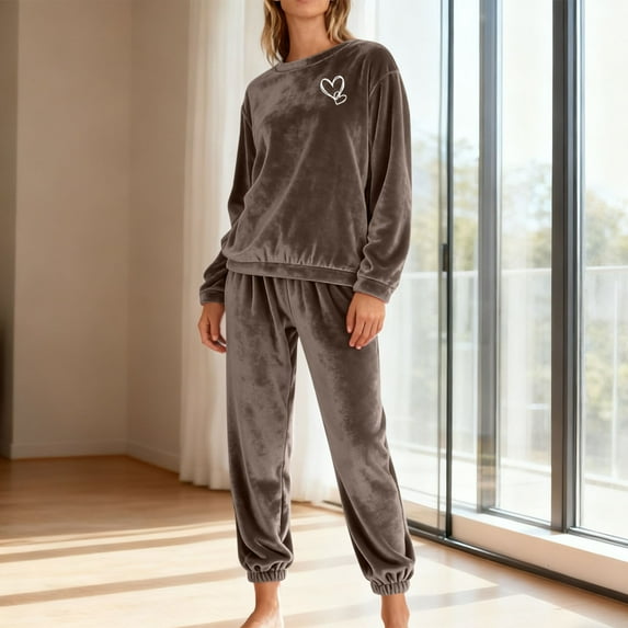 Guieoi Love Heart Print Pajama Set, Women's Long Sleeve Top and Pants, Valentine's Themed Sleepwear, Cute Couples Matching Brown XXL