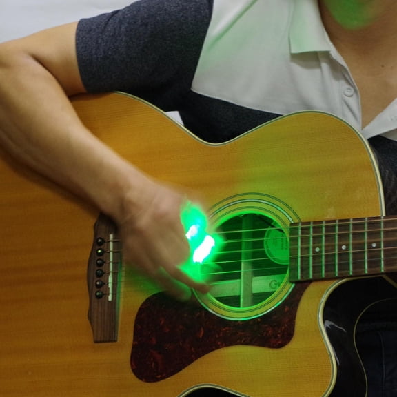 Guitar LED Pick Shining Glowing, Non-Colored Light Picks Guitar Accessoires - Green light