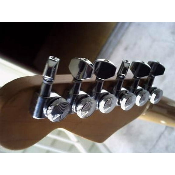 Guitar Locking Tuners 6 in line (right) Chrome for Strat style headstocks