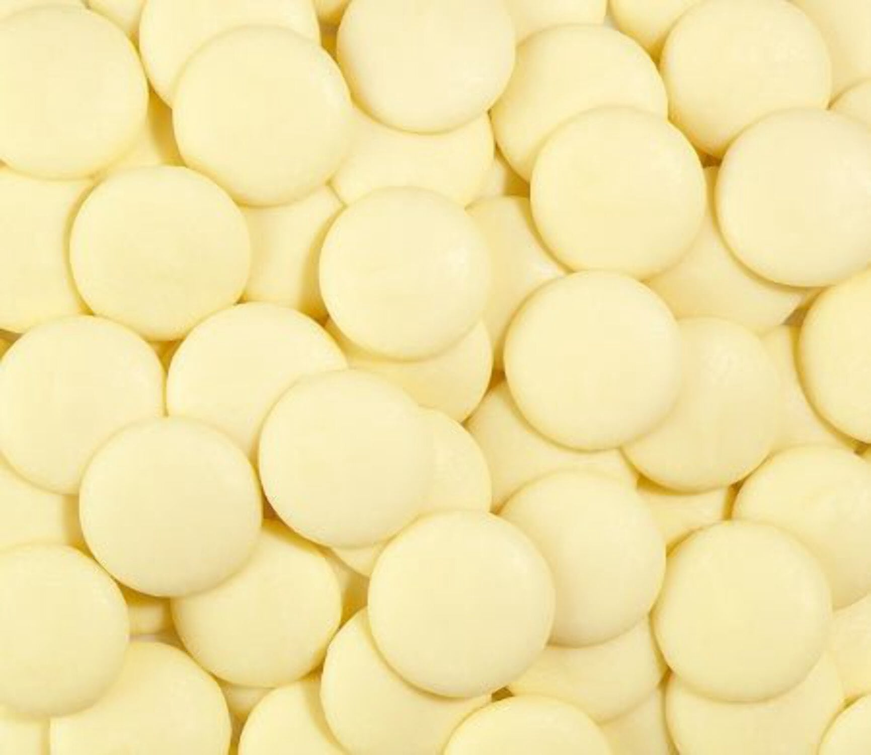 Guittard Soie Blanche White Chocolate Wafers, 35% Cacao, 25 lbs.