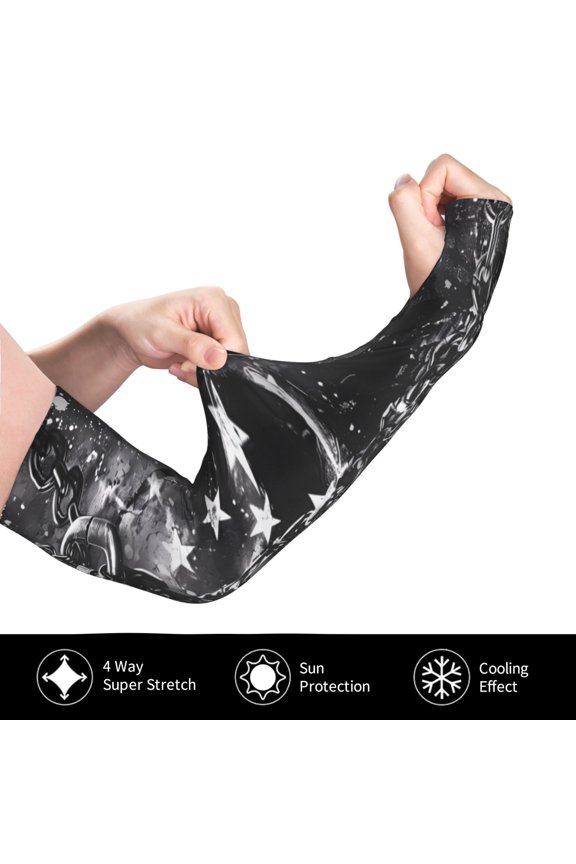 Chained Skull Artwork for Adult Ice Silk Sun Protection Arm Sleeves, Moisture Wicking, UV Protection Outdoor Sports Arm Sleeves, Unisex