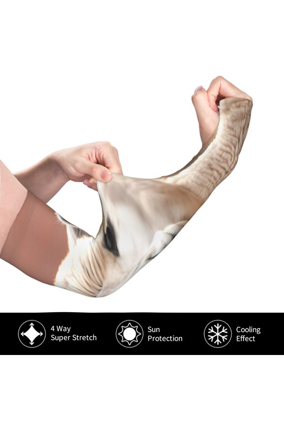 Cute Alpaca in Daze for Adult Ice Silk Sun Protection Arm Sleeves, Moisture Wicking, UV Protection Outdoor Sports Arm Sleeves, Unisex