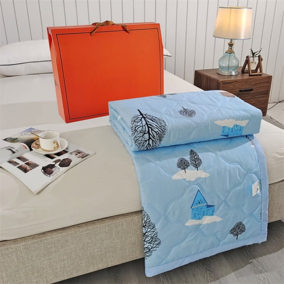 Gumesh Machine Washable Cotton Summer Quilt - Vibrant Fun, Playful Print, All Season Children Bedding Coverlet Bedspread, Bedroom Decor,Cloud Blue,39"×59"
