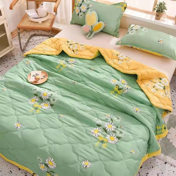 Guodhu cooling blanket,Large Summer Cool Air Conditioner Quilt, Washed Double Layer Yarn Washable Cooling Blanket, Soft Breathable Lightweight Comforter for King Bed(Green 78.6x86.6in)