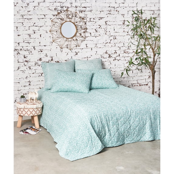 Gwen Queen Quilt