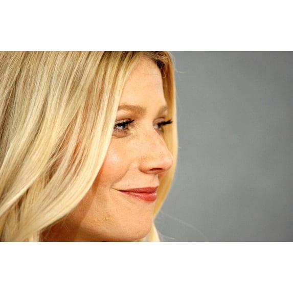 Gwenyth Paltrow At The Press Conference For Proof Press Conference At Toronto Film Festival, Sutton Place Hotel,