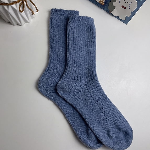 Gymayou Women Winter Socks Warm Thermal Thick Boot Socks Cozy Cabin Crew Comfy Socks for Ladies Blue One Size