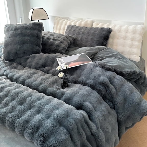H&D Faux Rabbit Fur Blanket