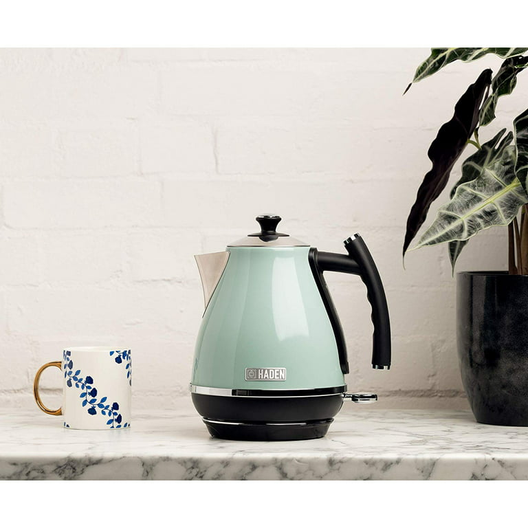 Beautiful 1.7-Liter Electric Kettle 1500 W with One-Touch Activation, Sage  Green by Drew Barrymore - Walmart.com