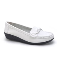 24 Hour Comfort Leann Women's Wide Width Classic Leather