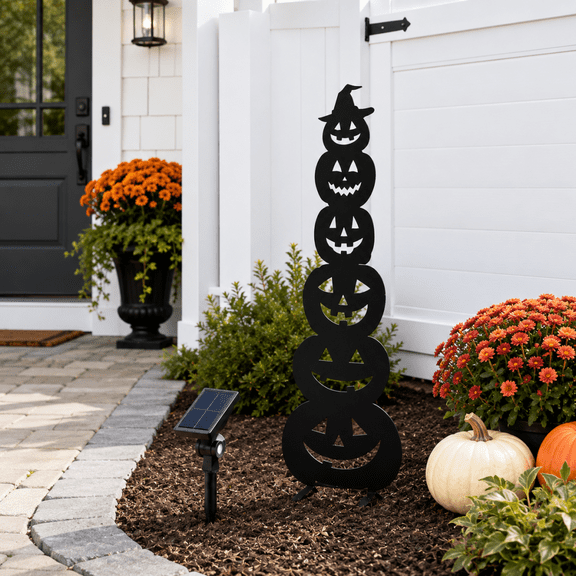 HALLOWEEN PUMPKIN YARD STAKE WITH SOLAR SPOTLIGHT Perfect For Front Porch Yard Display Trick Or Treat Night Or Haunted House Accent