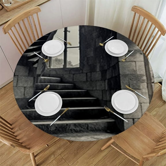 HAOXIT Rustic Tablecloth, Circular Medieval Brick Castle Architecture Art of Photography Print, Round Table Cover for Dining Room Kitchen Decor