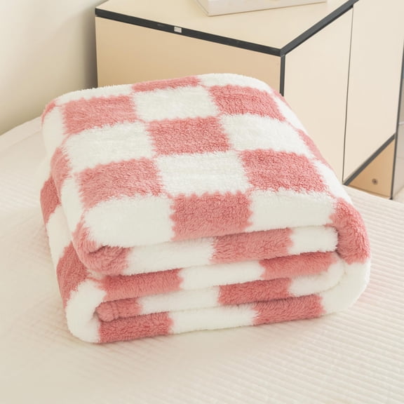 HAVENIA Checkerboard Flannel Throw Blanket, Soft Plush Lightweight Blanket for Couch Sofa, Machine Washable