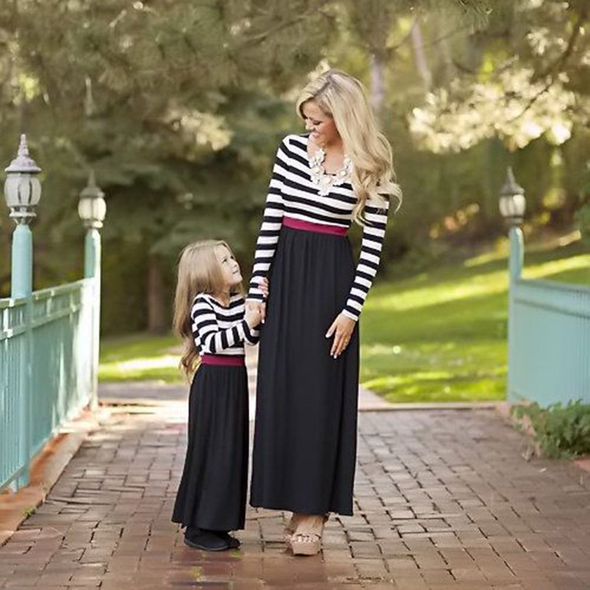 Mom daughter combo | Mom daughter matching outfits, Dresses kids girl, Mom  and baby dresses
